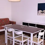 Oscar Apartment