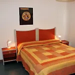 Oscar Apartment
