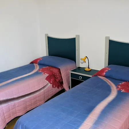 アパート Oscar グラード